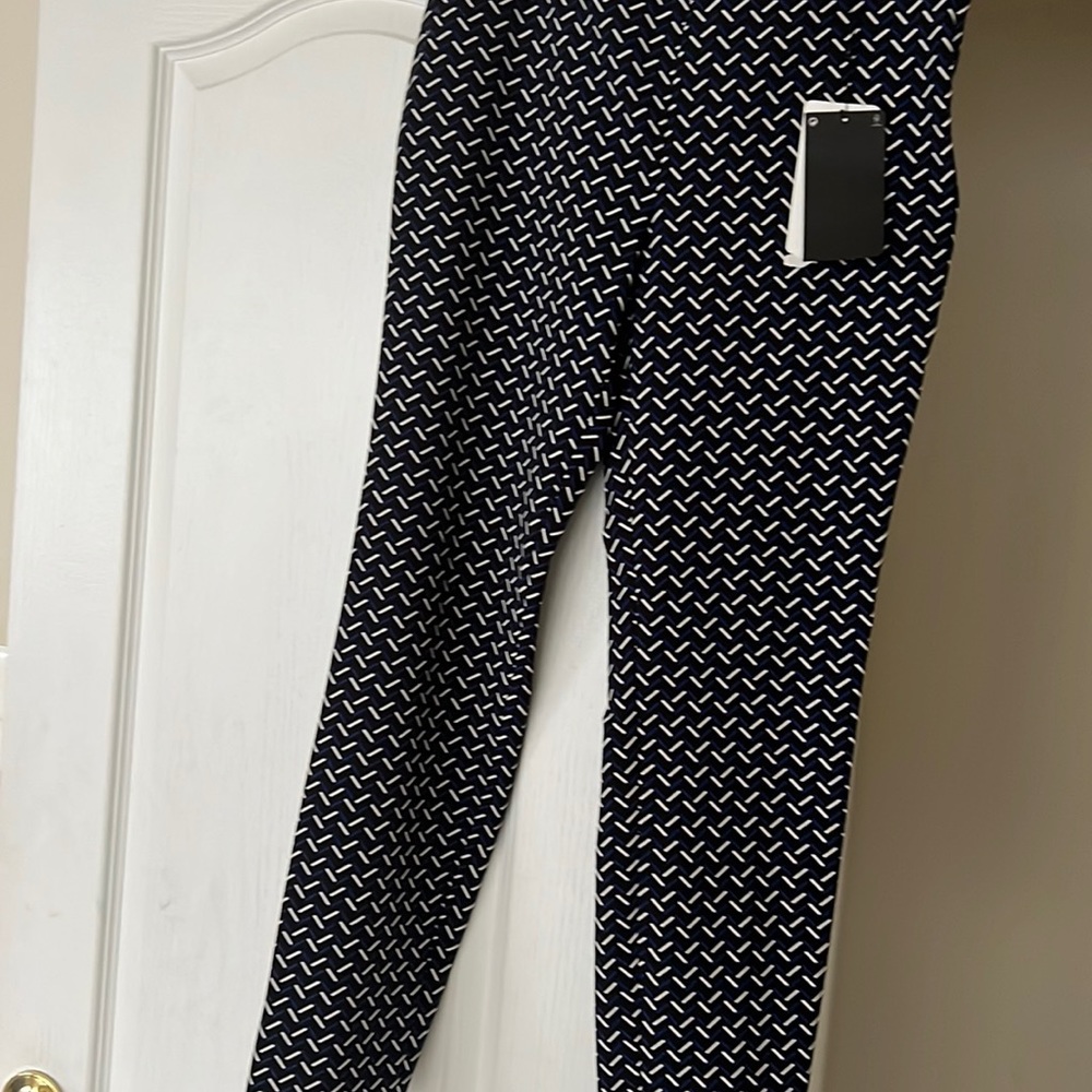 Zara Woman Black/Blue Geometric Chevron
Stretch Trouser Pants Size M